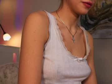 girl Chaturbate Asian Sex Cams with mila_vita